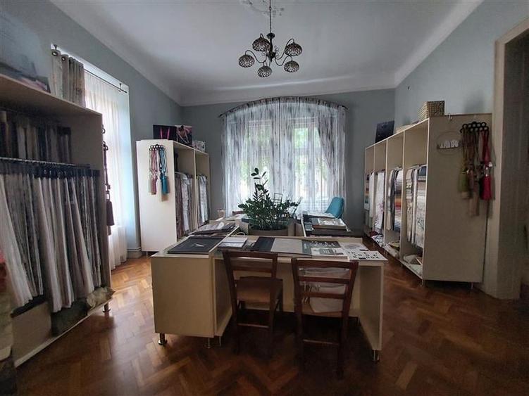 Pret redus! Apartament elegant, in centrul istoric! - 2