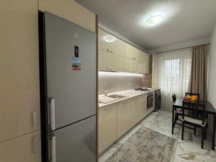 2 Camere Decomandat Mobilat Utilat Metrou - 4