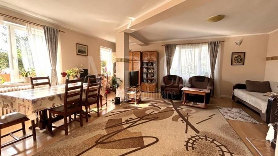 Casa 4 camere de vanzare in Gilau - 2