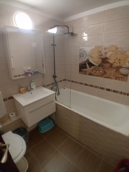 12 minute Metrou Aparatorii Patriei Apartament 3 Camere Mobilat Modern - 24