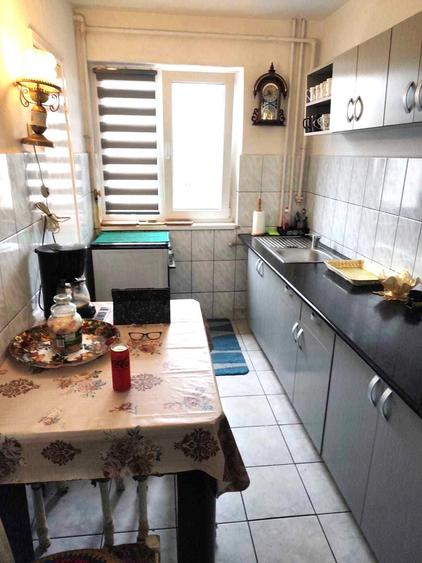 Apartament cu 4 camere decomandate, confort I, 80mp, etaj 2, finisat clasic, mobilat si utilat in Ma - 6