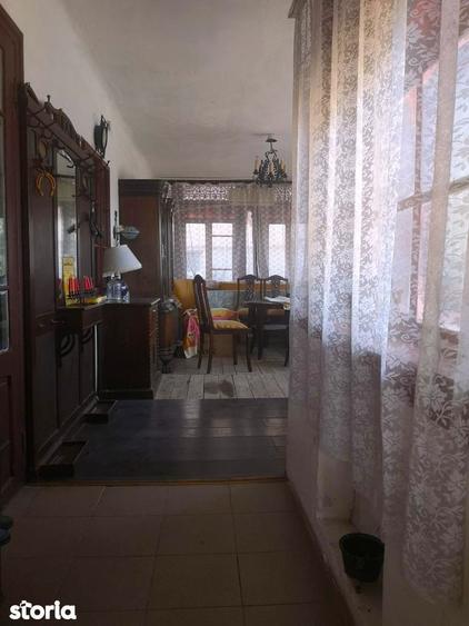 Casa de vanzare in Pucioasa lini?te, natura ?i poten?ial excelent - 5