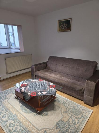 Apartament cu 2 camere semidecomandat în Exterior Vest