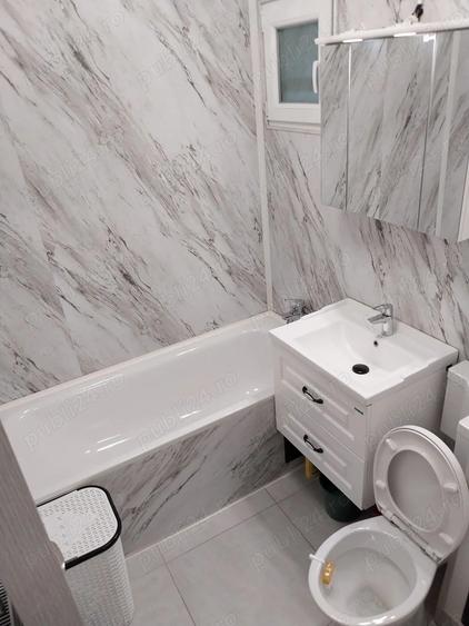 De vanzare apartament 2 camere,etaj.2, Pia?a Progresului,Sector.4, 82000 Euro negociabil - 2