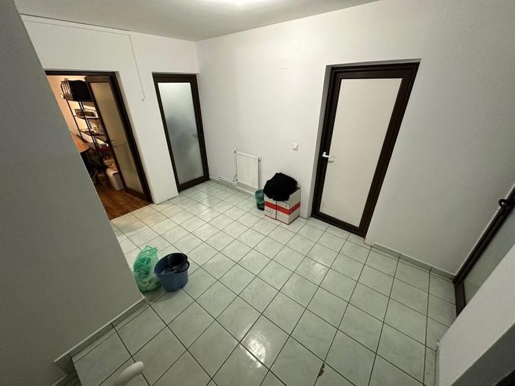 Cladire pretabila spațiu birouri/ clinica - 17