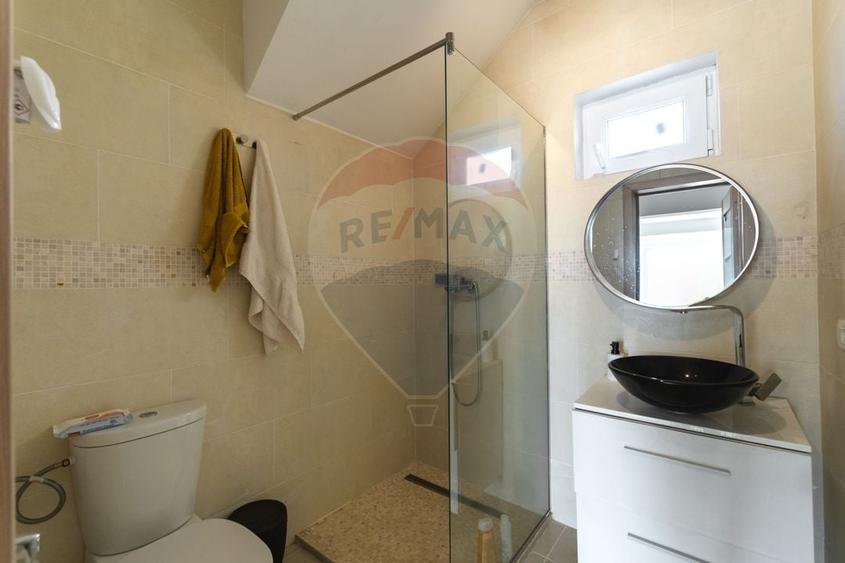 Casă / Vilă oportunitate rar întâlnită ! - 8