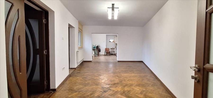 GARA CASA 3 CAMERE + DOUA CURTI RENOVATA GAZE IDEAL ACTIVITATI COMERCIALE - 4
