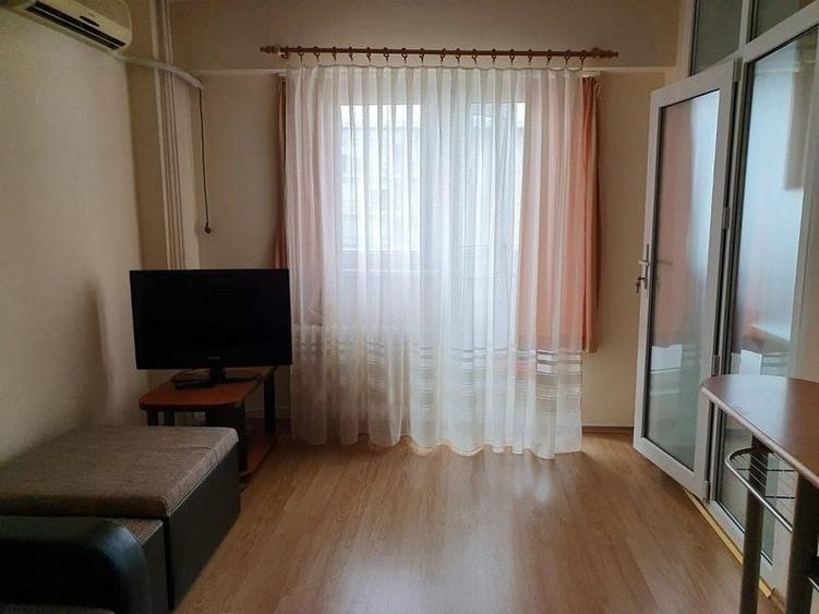 Inchiriere garsoniera moderna Panduri - 8