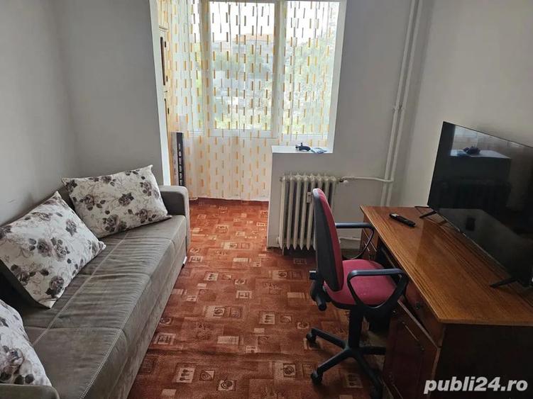 Proprietar, ofer spre inchiriere Apartament cu 3 camere - 3
