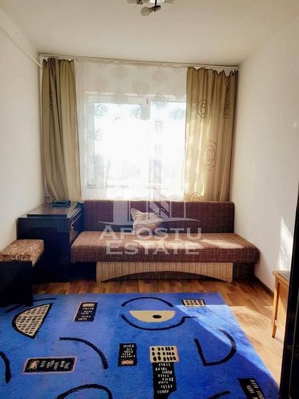 Apartament 4 camere, zona Vlaicu - 2