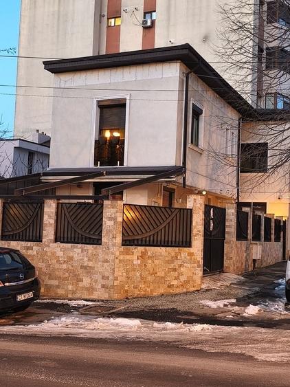 Casa 2016 Tomis 1, curte libera 80 mp pt. 2 mașini+grătar, pergola el. - 1