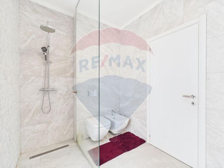 Vila eleganta cu piscina si terasa generoasa – zona Erou Iancu Nicolae - 21