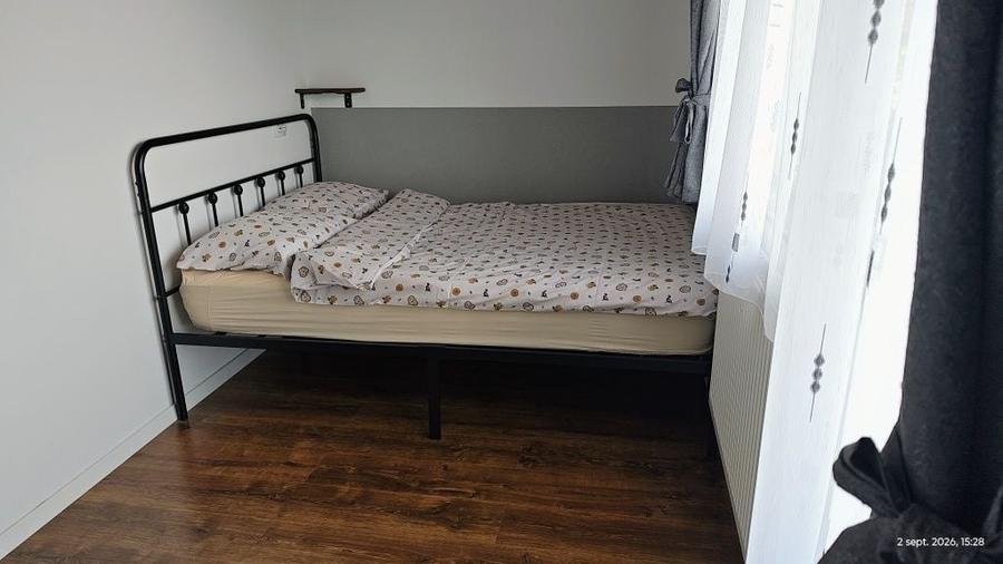 Casă cu 4 camere în Cărbunari