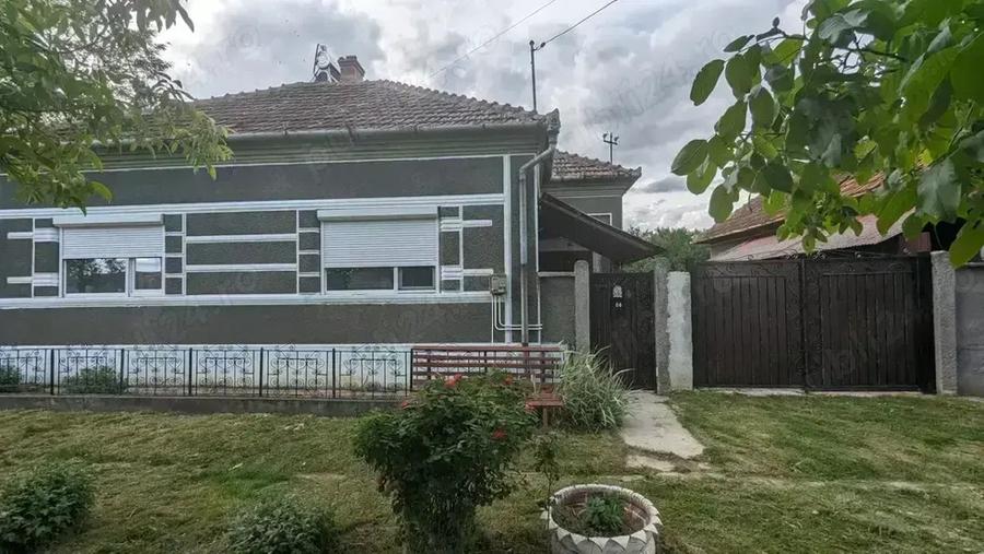 Casa cu teren de vanzare - 6