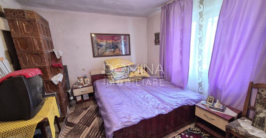 Casa tradi?ionala in Benge?ti-Ciocadia, str. Linia Mar - 4