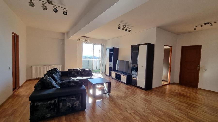 Apartament cu parcare privata si panorama in centru Shopping Plazza - 1