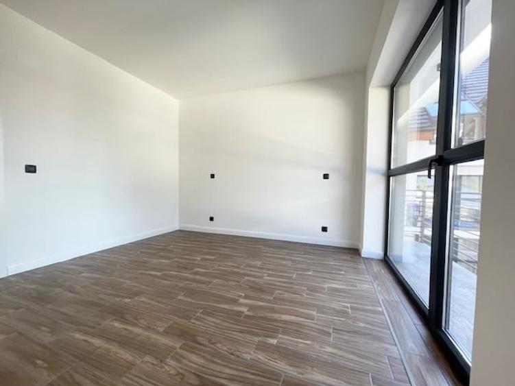 2 camere complex exclusivist, securizat, finalizat 2025,  et 1/3, suprafata 81mp - 9