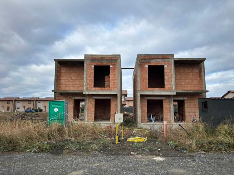 Proprietar Vand Casa la Rosu Sacalaz - 2