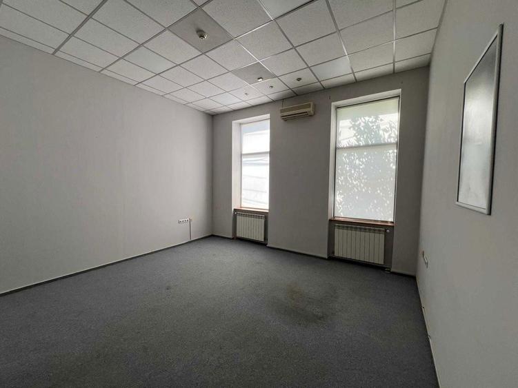 Imobil de prestigiu disponibil fosta agentie bancara BRD. - 4