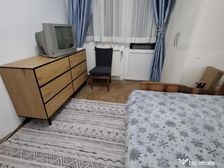 Apartament 2 camere mobilat etaj 3 central - 3