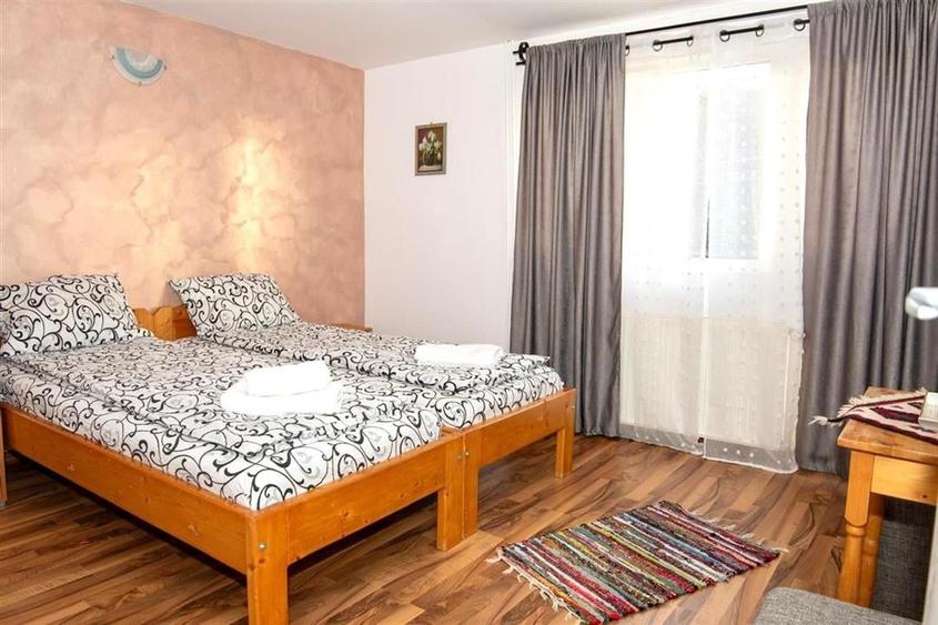 PENSIUNE P+2 | 8 CAMERE | ZONA VARTOP - ARIESENI - 7