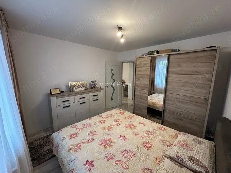 Vand apartament cu 3 camere in Barlad Vand apartament cu 3 camere in Barlad
