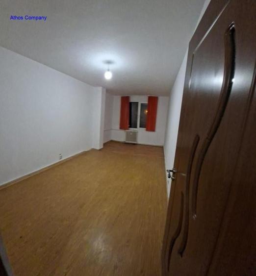 CRANGASI Ap 5 Camere ideal pt sediu de firma. - 3