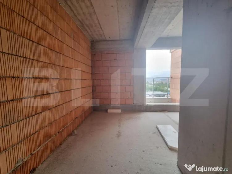 Apartament cu priveliste, 2 camere, 42 mp, terasa 10 mp, zon - 3