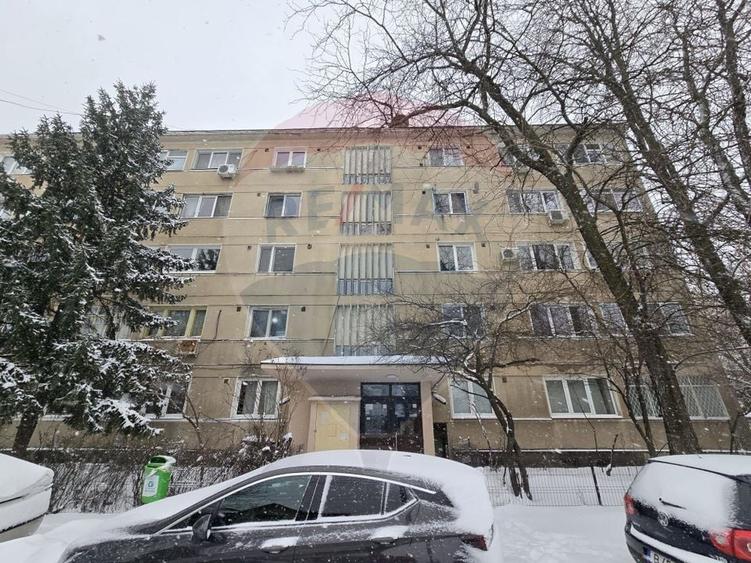 DE VANZARE Apartament 2 camere RENOVAT 2024 - 40