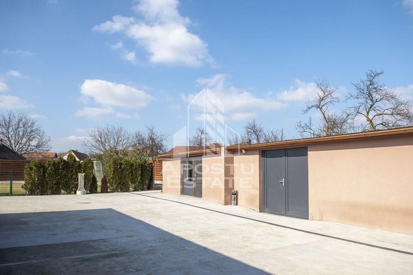 Vila,Piscina,teren fotbal,gradina,vegetatie - 12