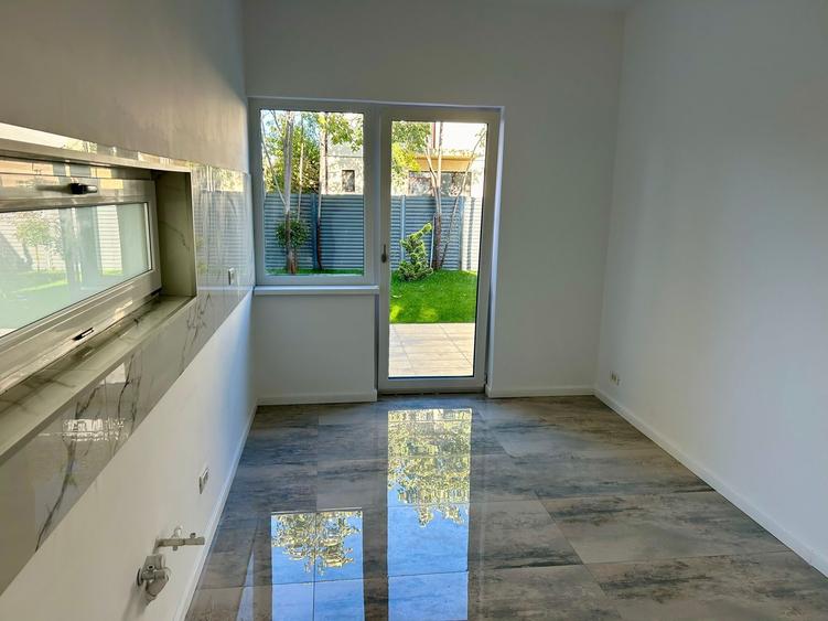 Casa de vanzare in zona Voluntari - 32