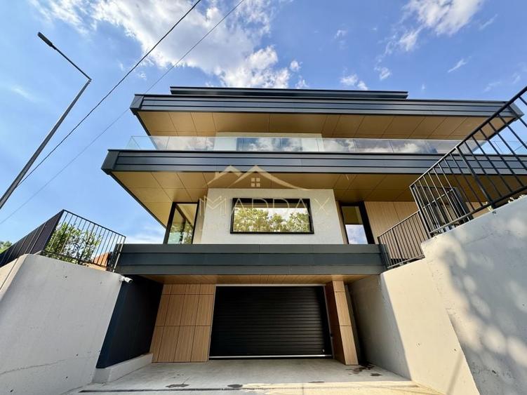 Vila cu 5 camere  *366mp* / Curte privată *315mp* / Pipera - Lake View - 55