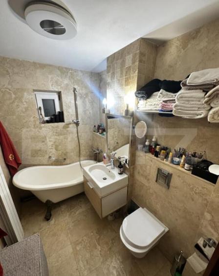 Apartament 3 camere, decomandat, 74 mp, zona Liceul Tudor Ar - 1