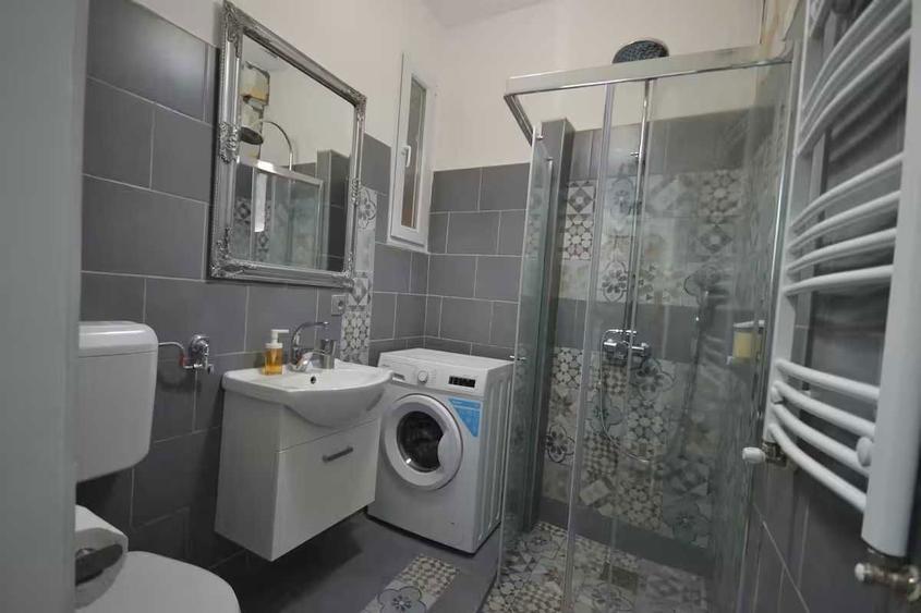 Zona Universitate, inchiriez garsoniera strada Ion brezoianu - 3