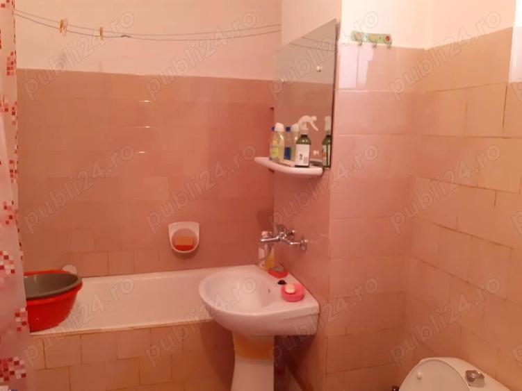 Vanzare Apart. 2 cam. cf.1 dec.,et.4, spraf.utila 50.45, balcon de 7.ml, str. Randunicii Zona Obor - 6