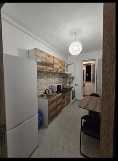 Inchiriez garsoniera rezervelor , miltari residence - 3