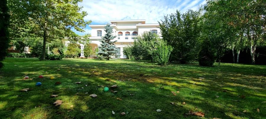 Refugiu Exclusivist – Armonie între Natură și Arhitectură - 16