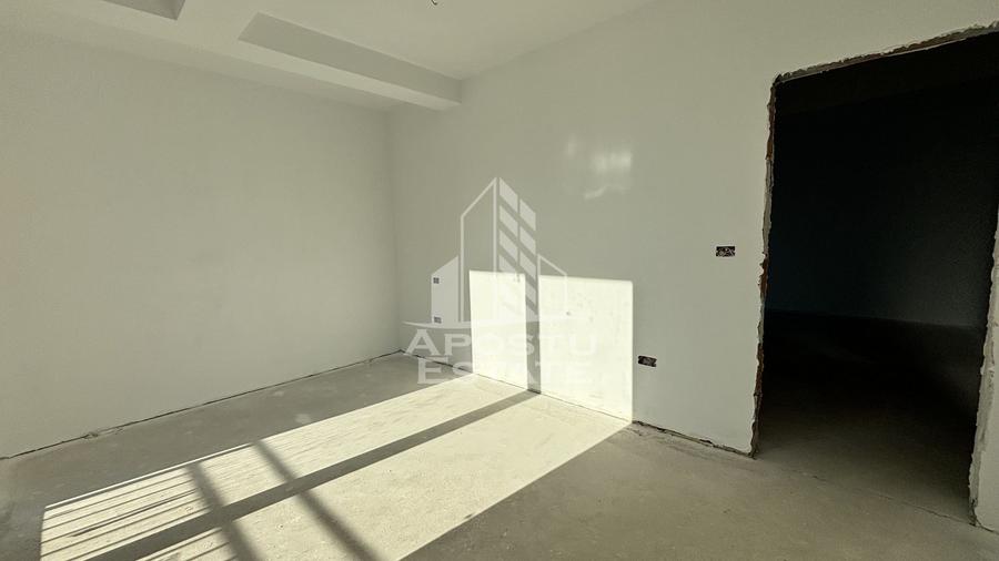 Apartament cu 2 camere, decomandat, etaj intermediar,zona Ciarda Rosie - 2