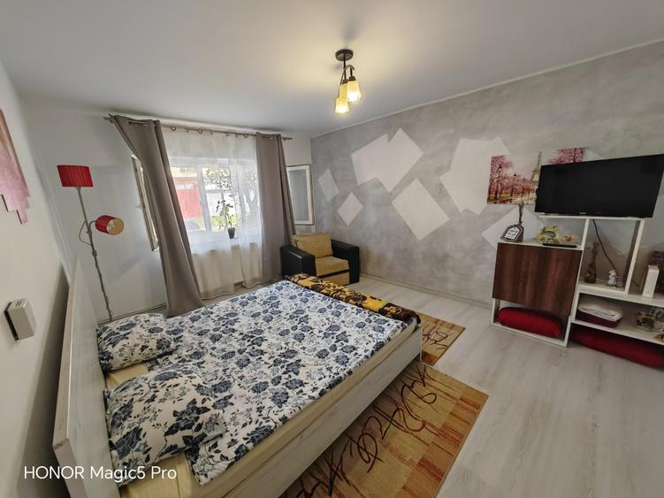 Garsonera premium, Piata Mioritei - 1