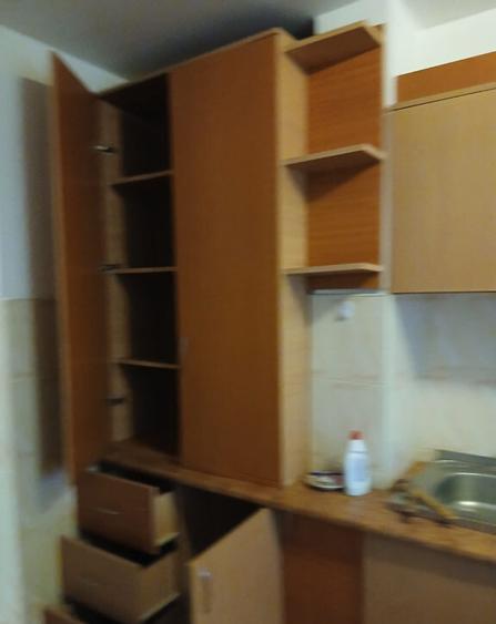 Inchiriez Apartament 2 Camere Decomandat, Donici 2 - 4
