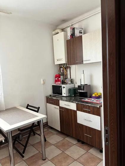 Apartament cochet cu 2 camere, 47 mp, etaj intermediar, zona strazii Horea - 5