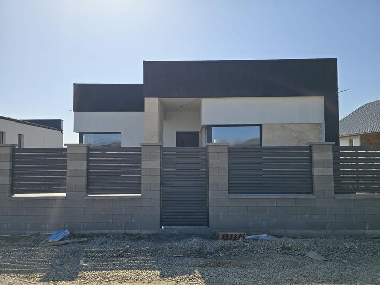 Casa individuala | 4 Cam | 371mp | Berceni - 1