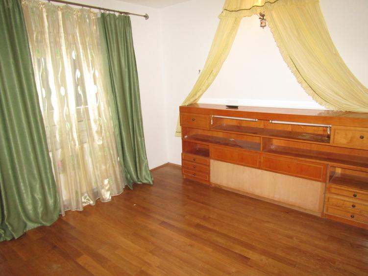 Apartament 4 camere de închiriat – Cartier Ștrand, str. Bârsei, etaj 2/4 - 7