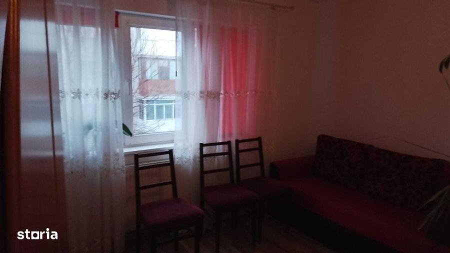 Inchiriere apartament 3 camere Micro 3 - 1