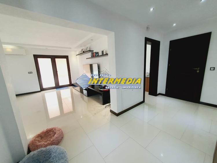 Casa Noua de vanzare D+P+E finisaje de Lux - 1