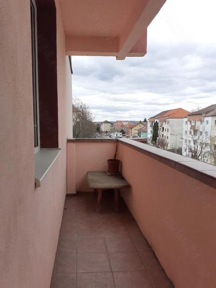 Proprietar, inchiriez apartament 3 camere decomandate Strand - 5