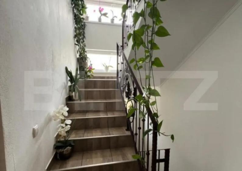 Casa, de vanzare, cu 4 dormitoare + garsoniera, 266 mp util - 6