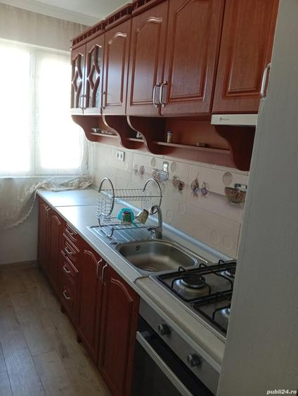 Inchiriez apartament cu 2 camere zona Pia?a Sarbilor - 3