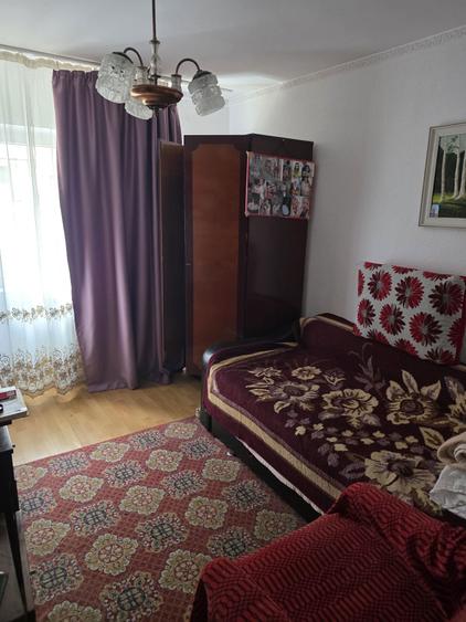 Apartament spatios cu 4 camere, decomandat Etaj 1, strada Gheorghe Lazar, Calarasi - 3