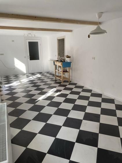 Casa la intrarea in Scheii Brasovului, acces direct spre Poiana Brasov - 2